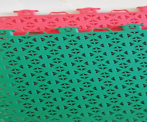 懸浮拼裝地板生產設備